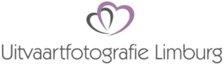Herinneringsfotomontage voor uitvaart met bloemen en hartsymbolen.